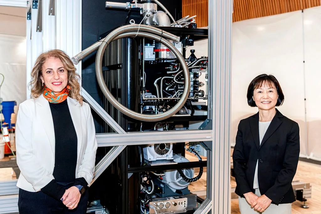 In the medical field, the first quantum computer is here - iNEWS