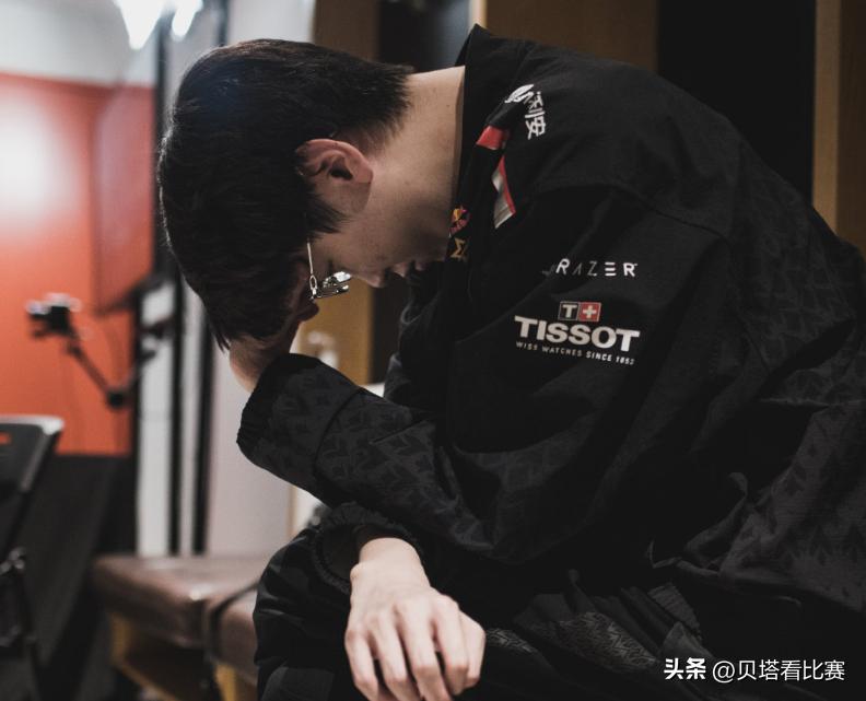 Uzi cried! EDG missed the S game, Uzi couldn't help crying! Meiko ...