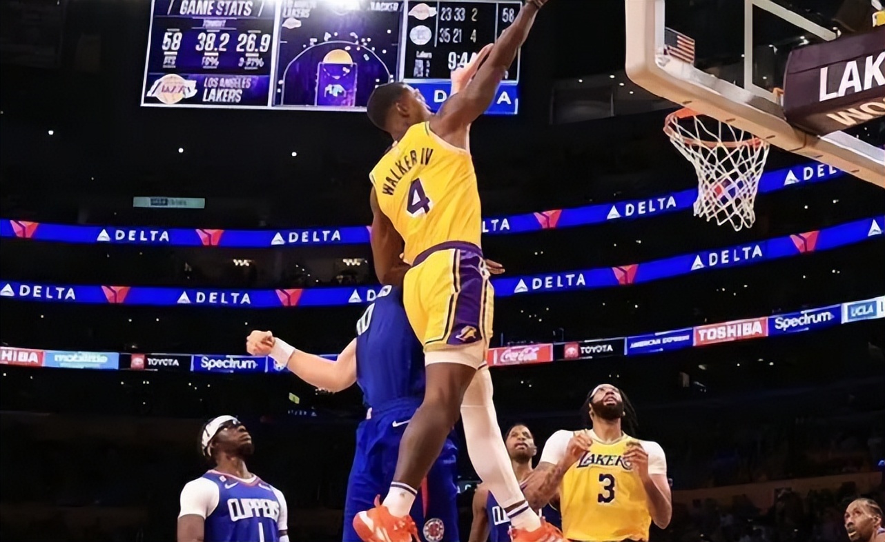 24 Points, 5 Rebounds And 2 Assists, The Lakers' New Aid Broke Out, The ...