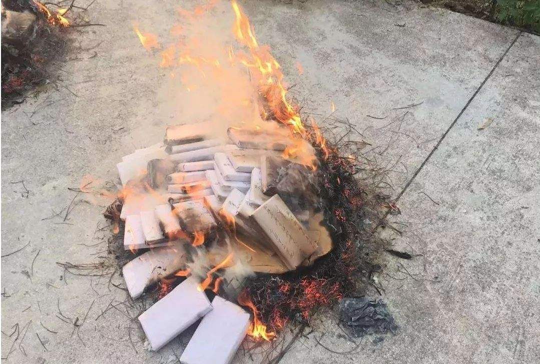 What are the customs of Chinese New Year?What to prepare, what to send