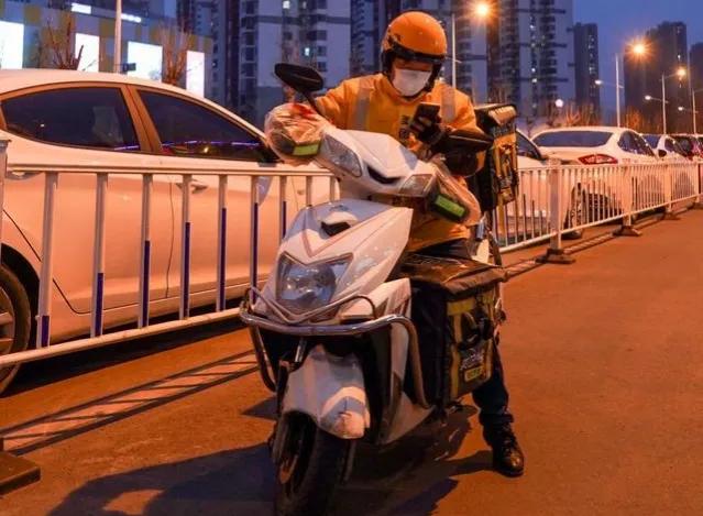 Meituan Riders A Meituan rider earns 20,000 yuan a month, and the stationmaster: Even ...