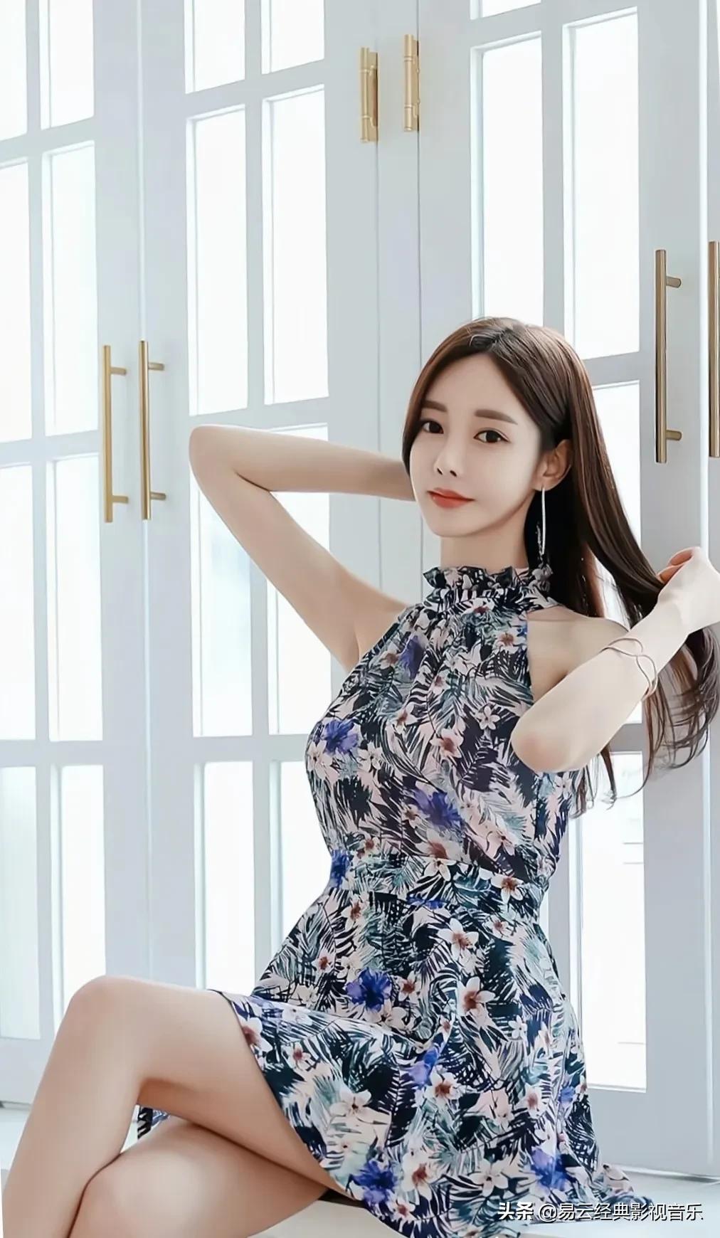 Several beautiful and fashionable fashions of Korean supermodel Sun ...