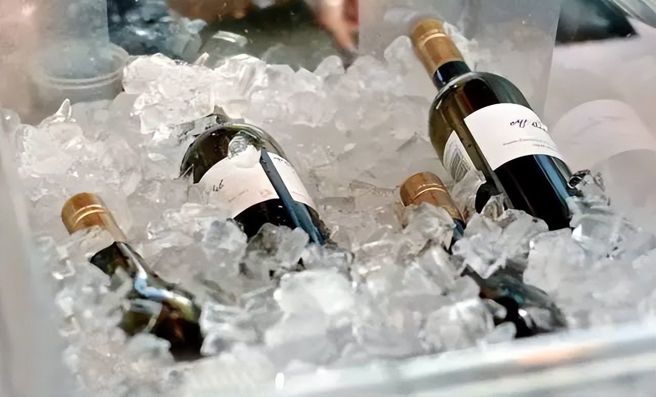 Can Wine Be Drunk Cold at Crystal Inman blog