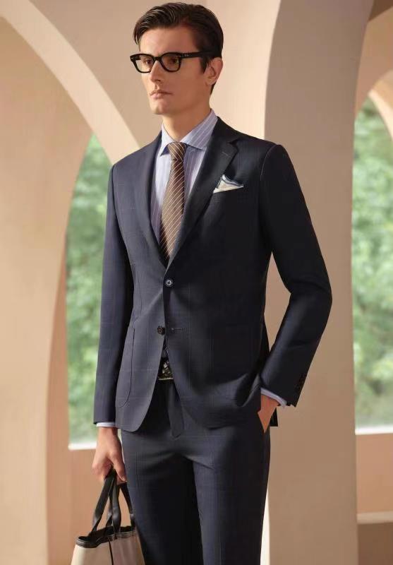What are the benefits and advantages of a tailored suit? iNEWS