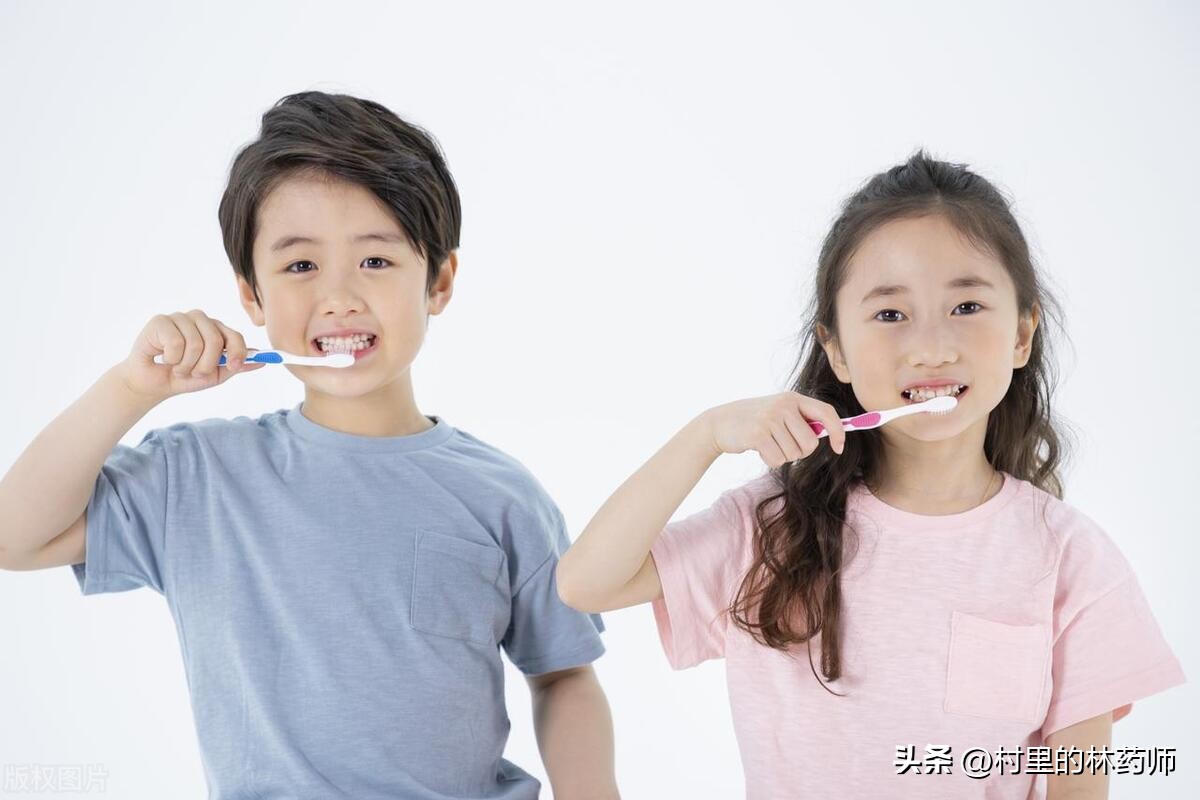 Is it necessary to apply fluoride to children's teeth? Does it affect