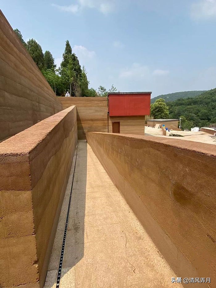 How much is rammed earth paint per square meter? Detailed explanation