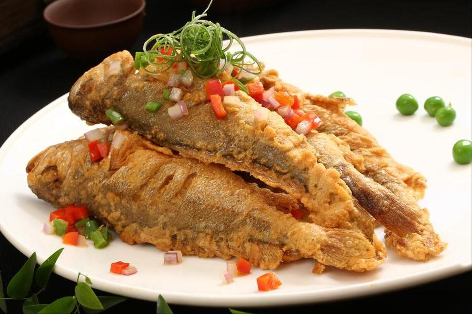 To fry small yellow croaker, use flour or starch? Keep these two tips