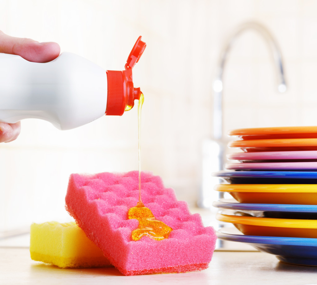 Is the dish soap you use every day poisonous and carcinogenic? Do you