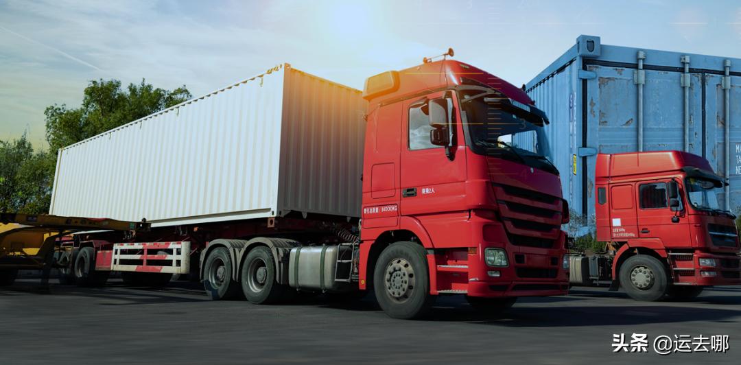 Ukrainian truck drivers and crew return home to join army, thousands of