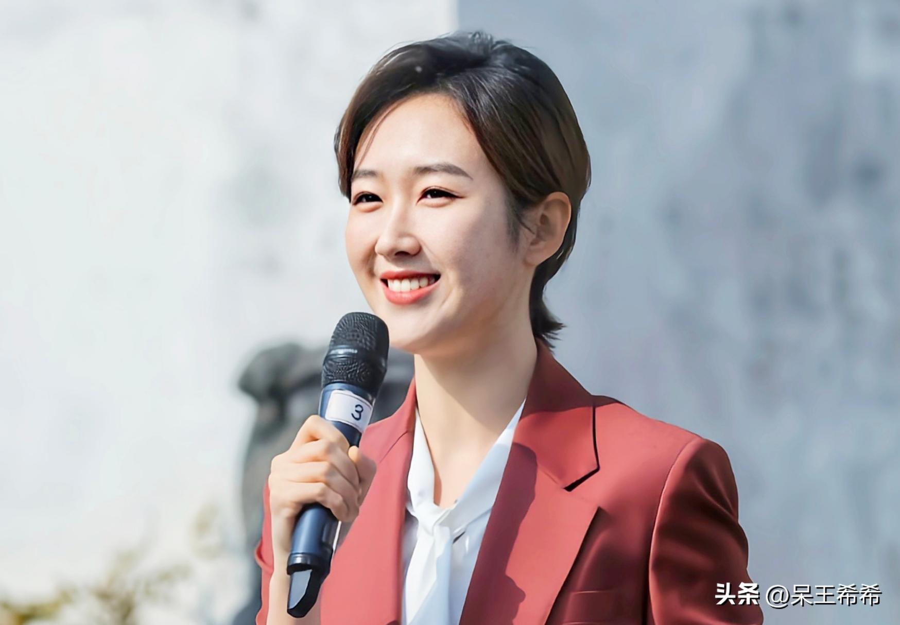 CCTV's new host position has been adjusted, Wang Jianing is reused, and ...