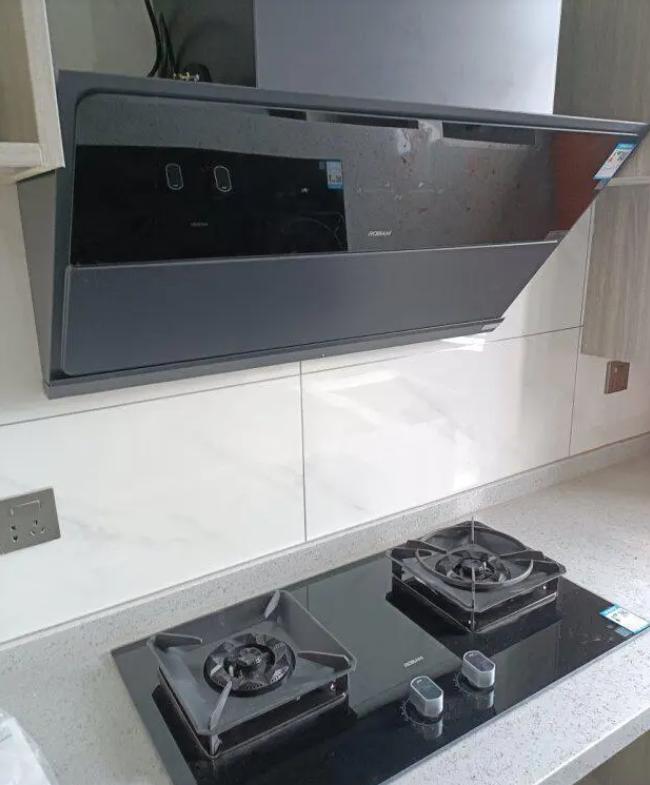 The range hood is not as windy as possible! A professional shopping