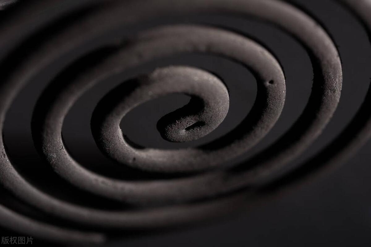 Does the mosquito coil kill or faint the mosquitoes? How much harm does