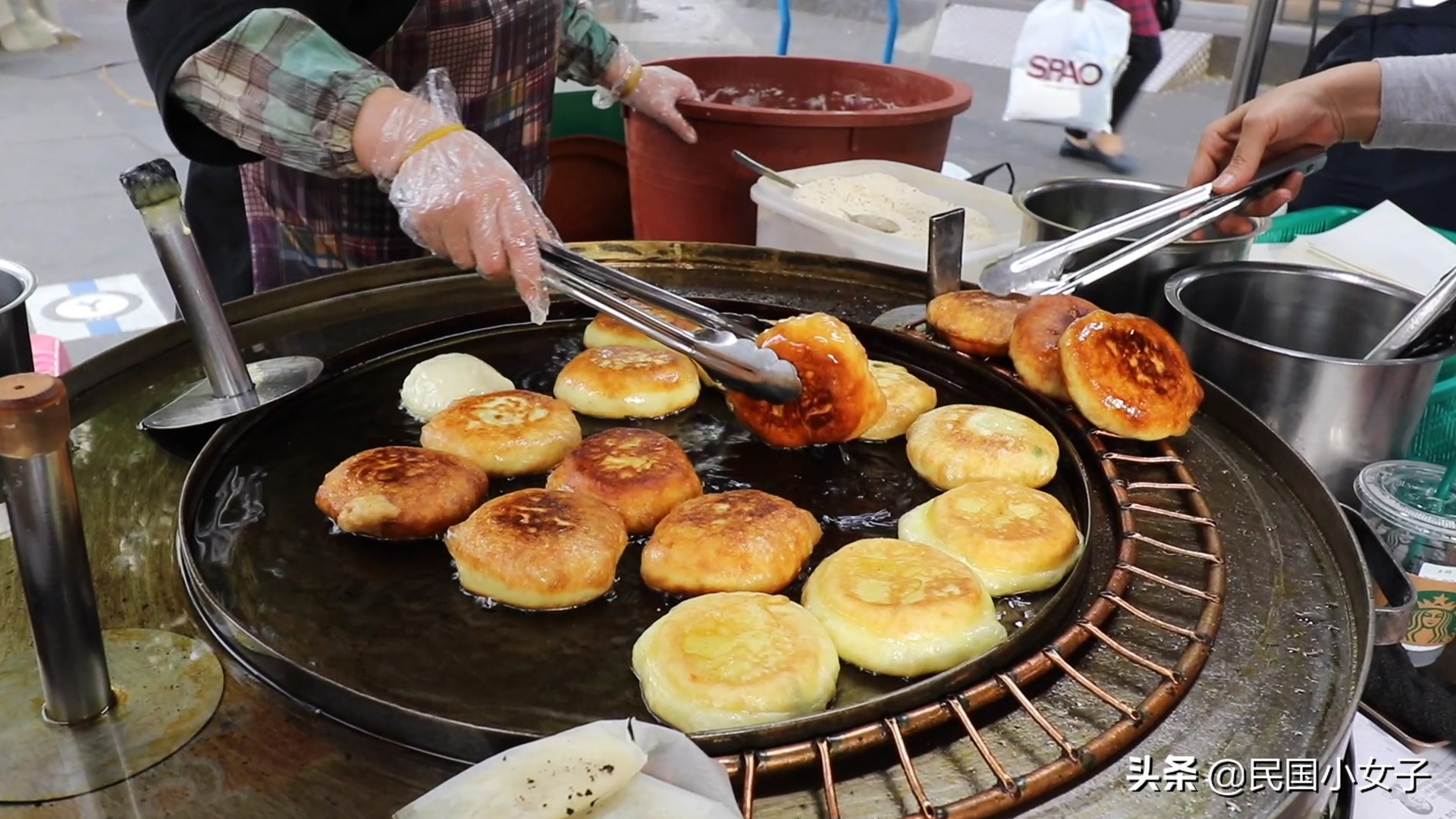 韩国街头小吃：麻辣年糕、天妇罗、鱼糕 Korean street food_哔哩哔哩_bilibili