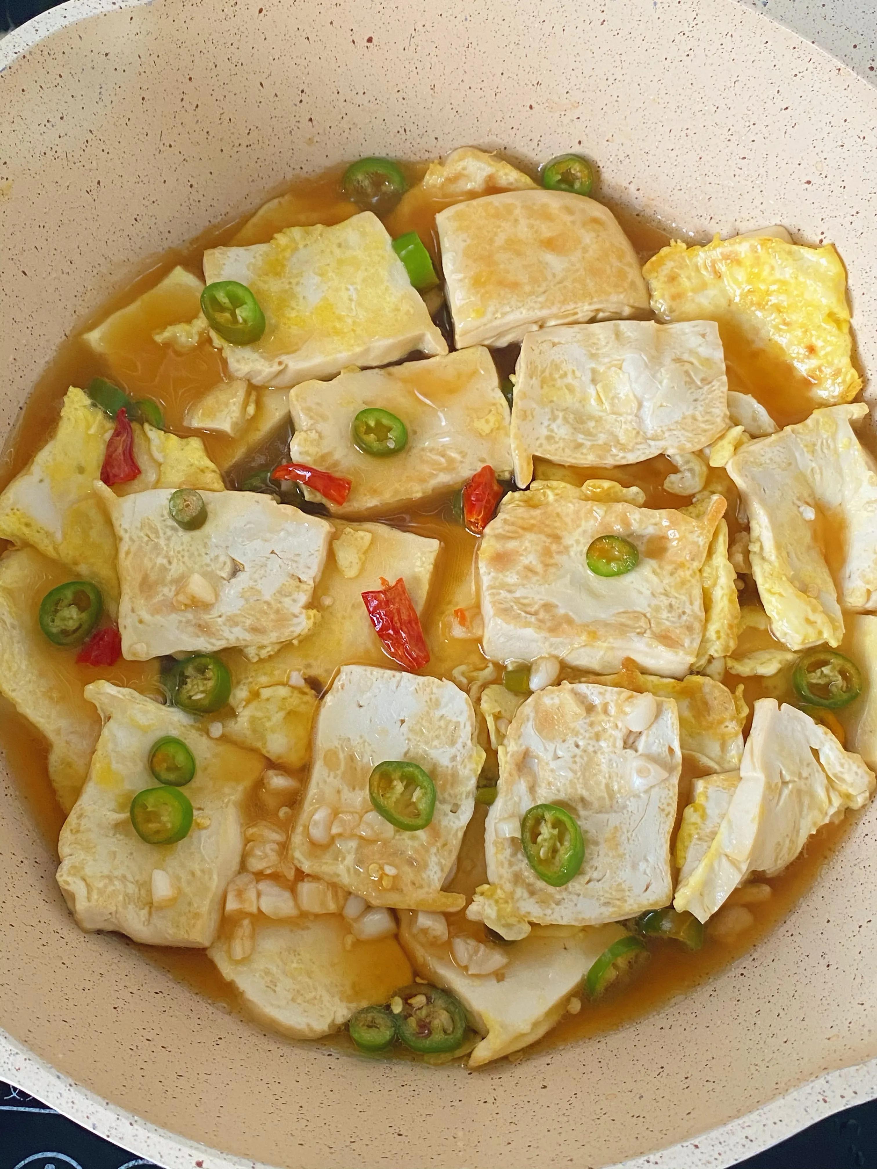 Today's fatreducing meal looks like this Panfried tofu iNEWS