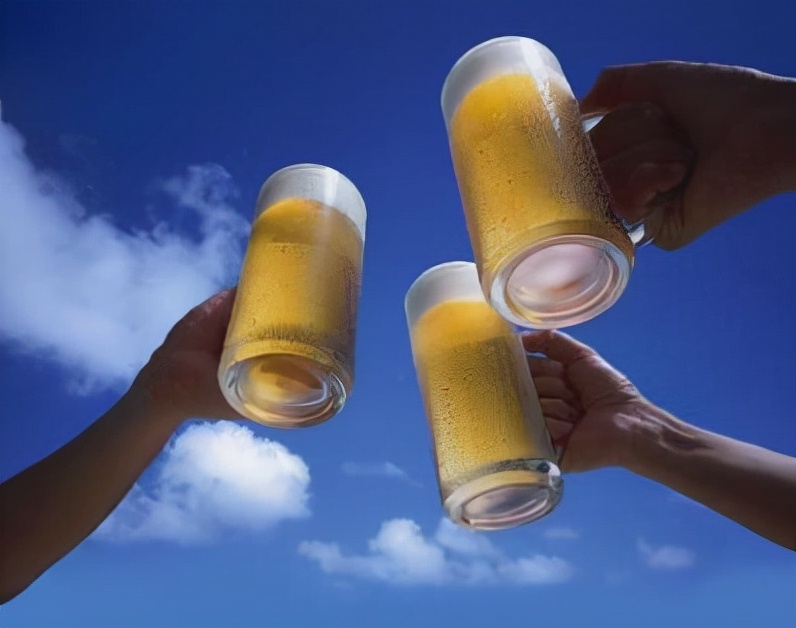 What happens if you have a bad stomach and drink beer?Will stomach