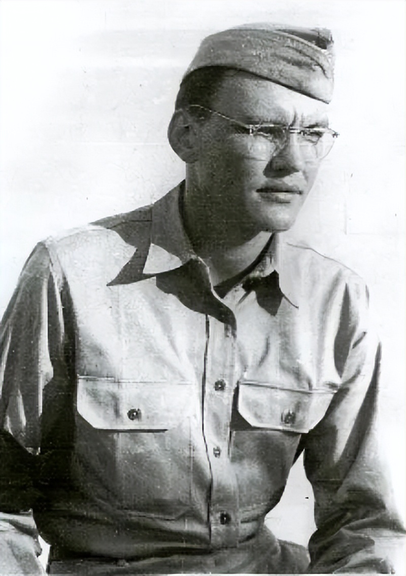 Who invented the integrated circuit? iMedia