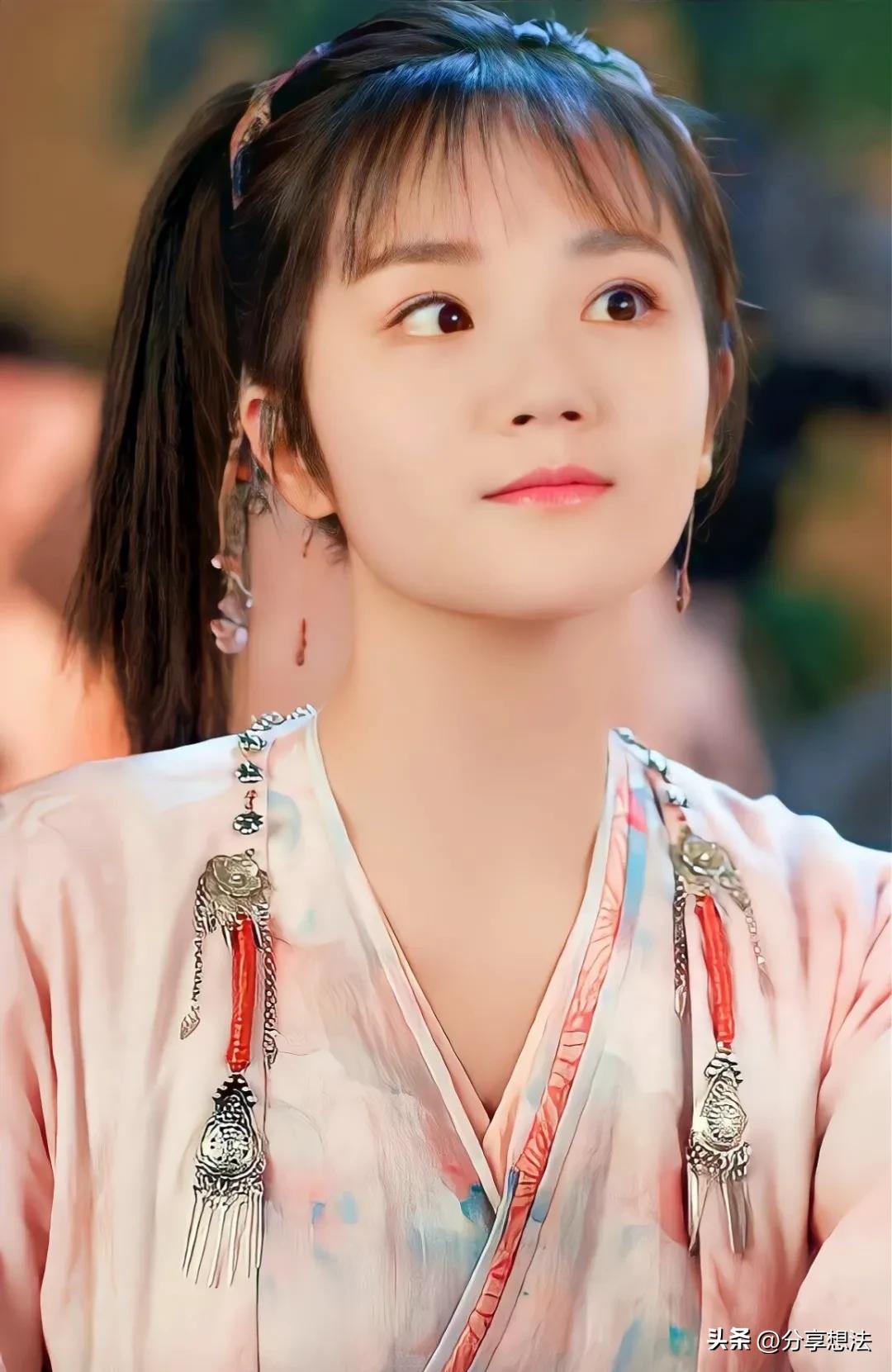 Yang Zhiwen star wallpaper! - iNEWS