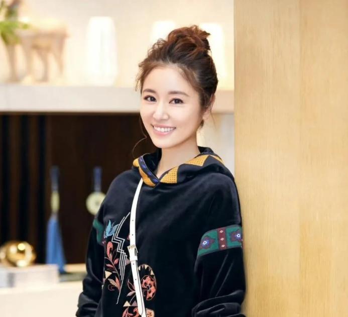 Huo Jianhua Ruby Lins Sweet Interaction Jealous Husband And Lovely