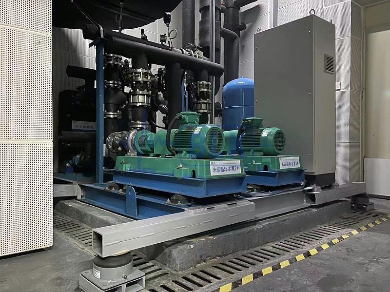 How can the pump room reduce vibration and noise? iMedia