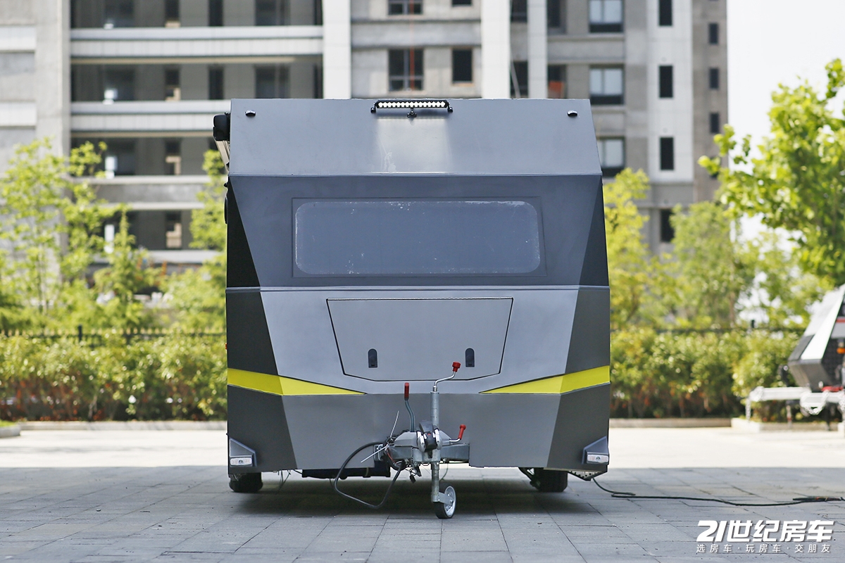 Water and electricity configuration is comparable to self-propelled RV ...