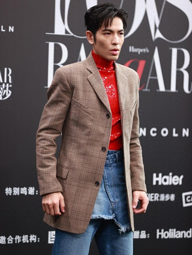50-year-old Lin Youhui is so funny! When asked, what have you ...