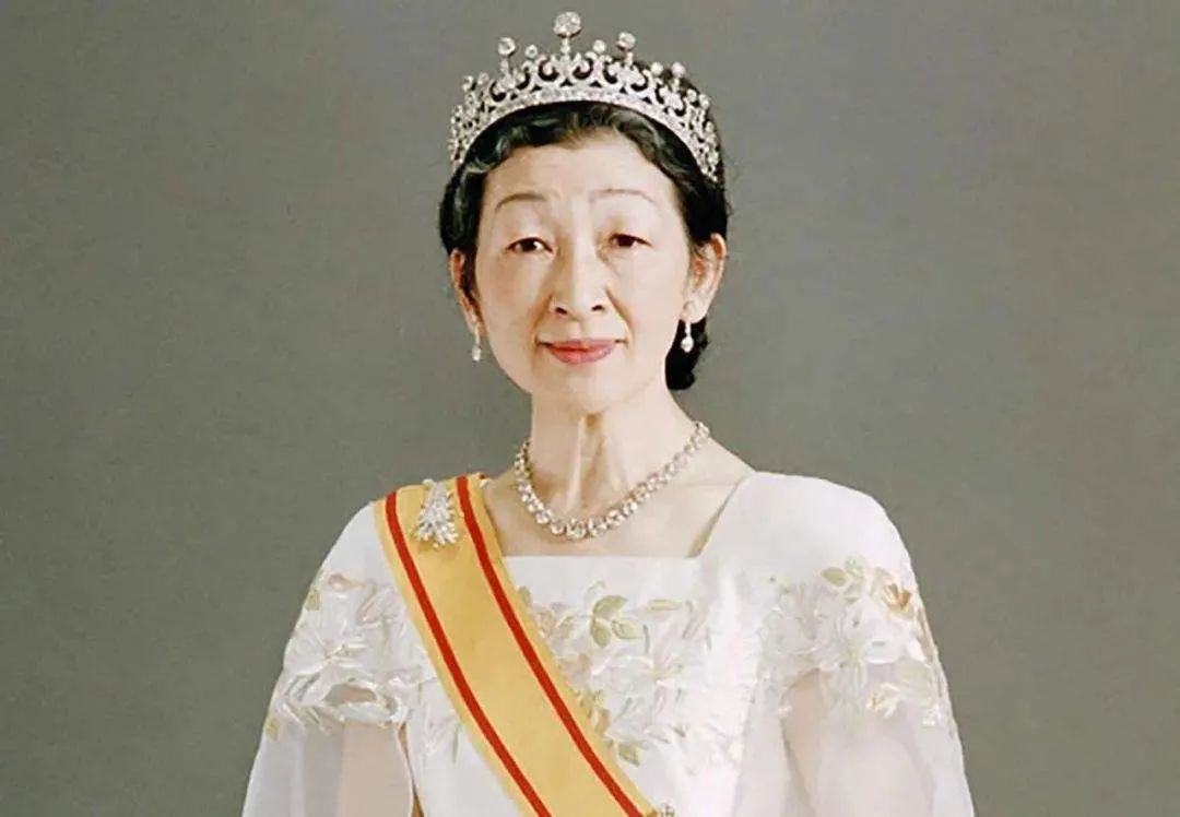 Bai Fumei suffers from aphasia, has lived in a cage like a royal family