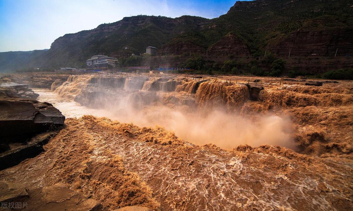 Have you ever wondered why both are rivers, the Yangtze River is called ...