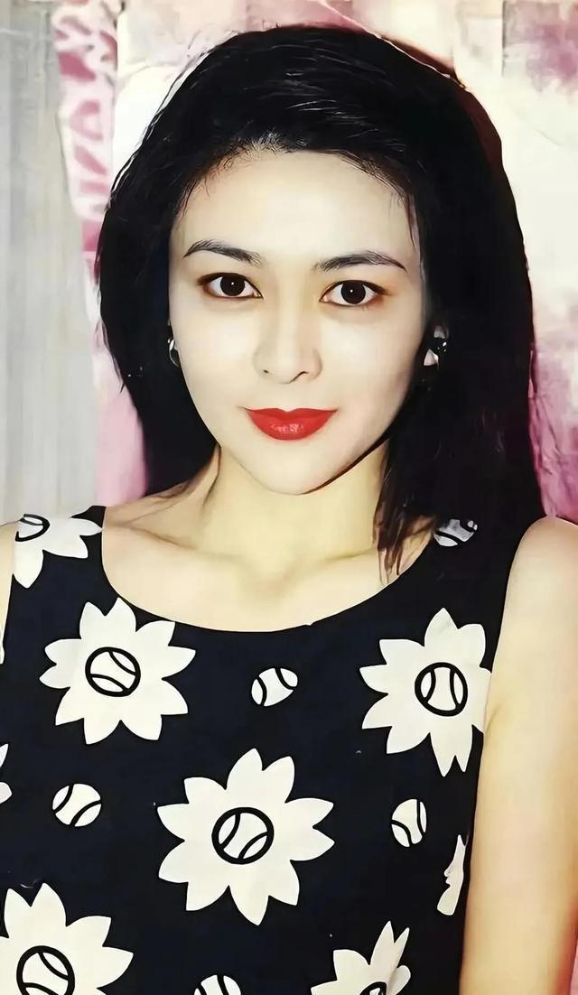 Beautiful Rasolin Kwan Rosamund Kwan broke the news that he is my favorite man, but he missed ...