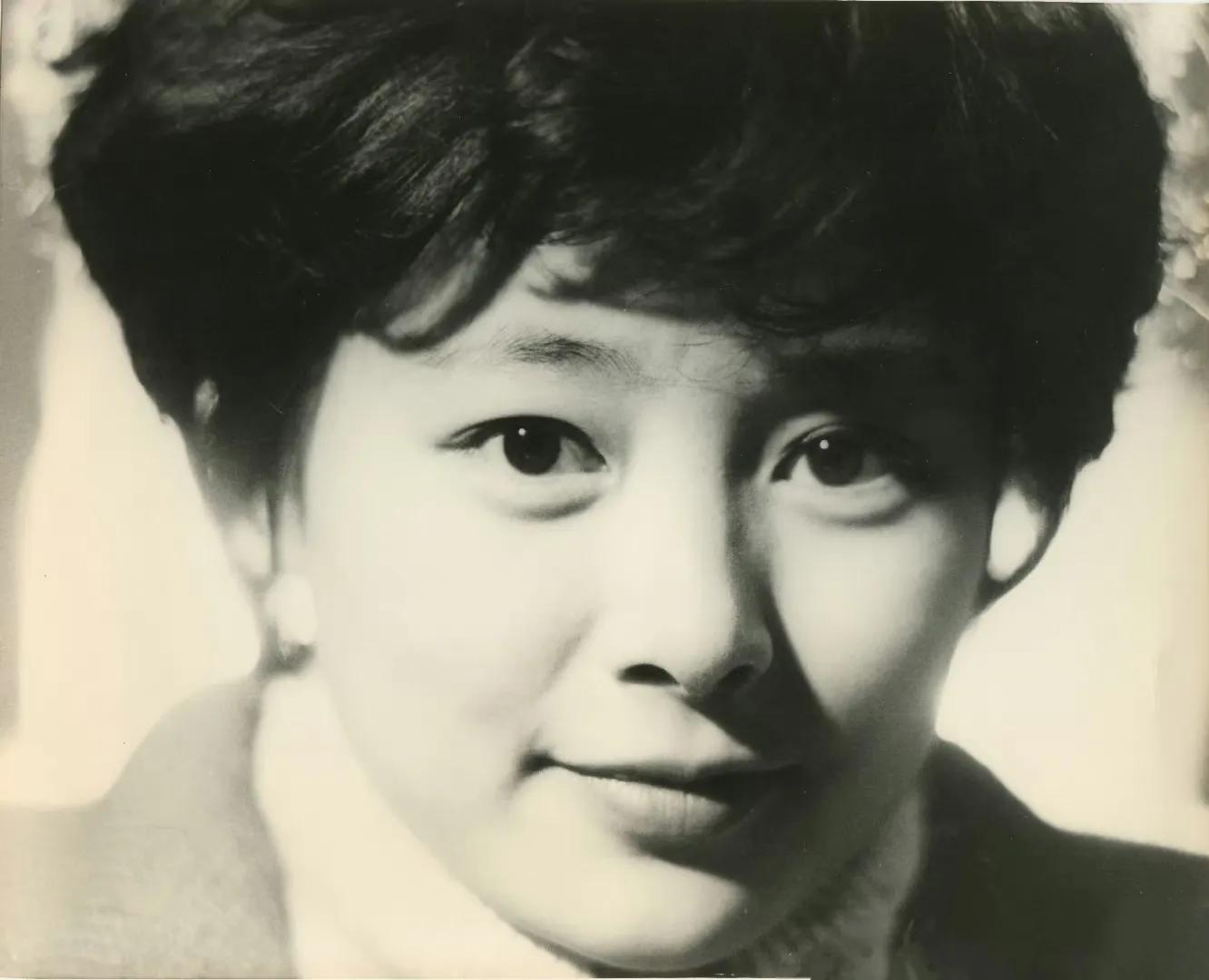 演員張瑜:一生無兒無女,離婚多年後還是喜歡前夫 - 頭條匯