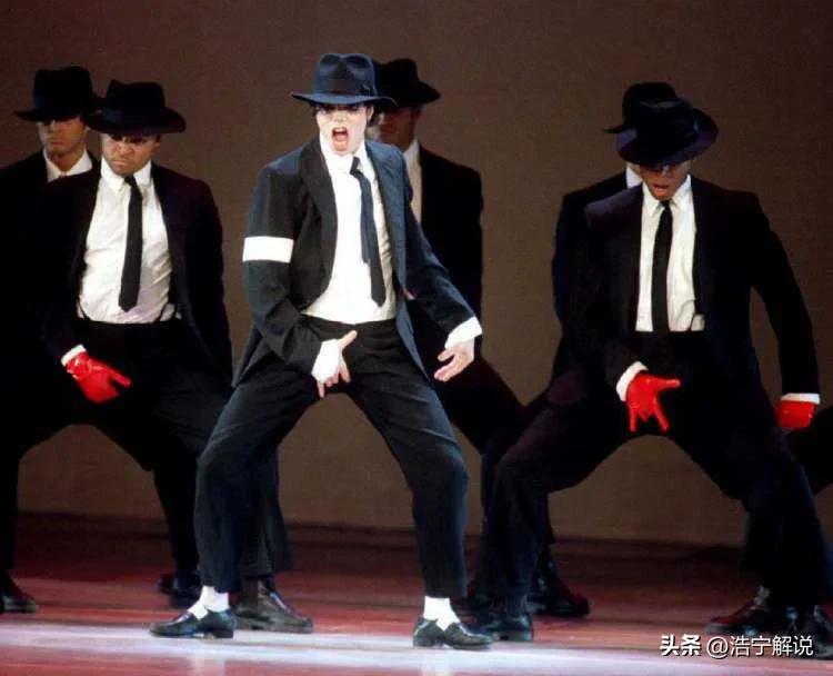 How did Michael Jackson famous? iNEWS