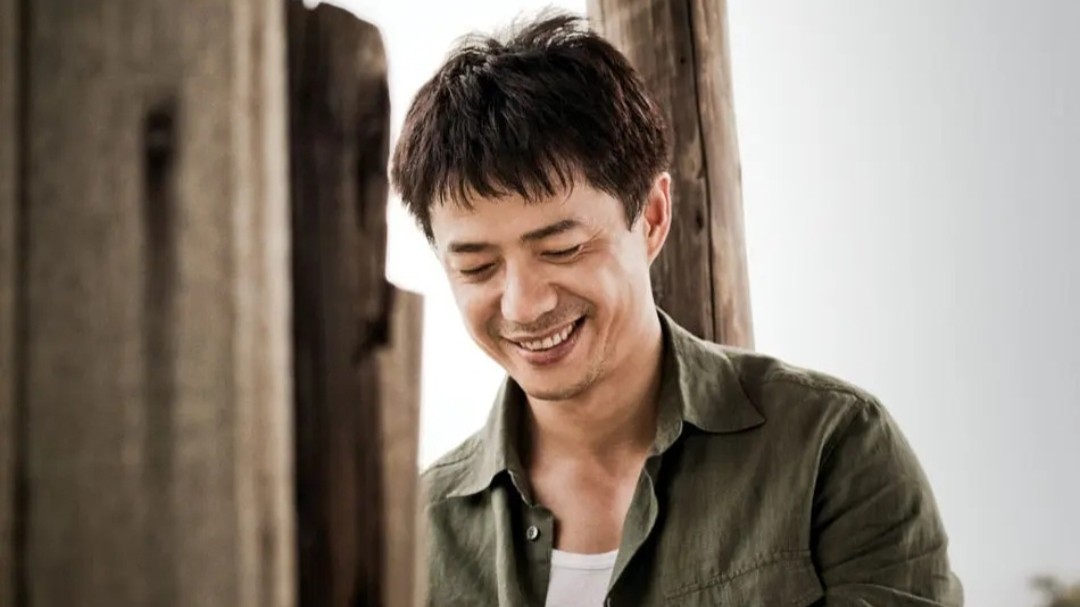 Duan Yihong plays an old criminal policeman, Xin Baiqing, Cong Shan and ...