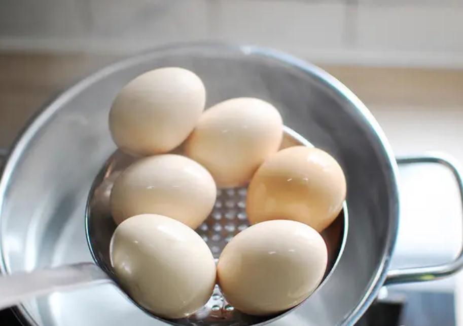 Is it hard to boil eggs without sticking to the shell?The owner of the