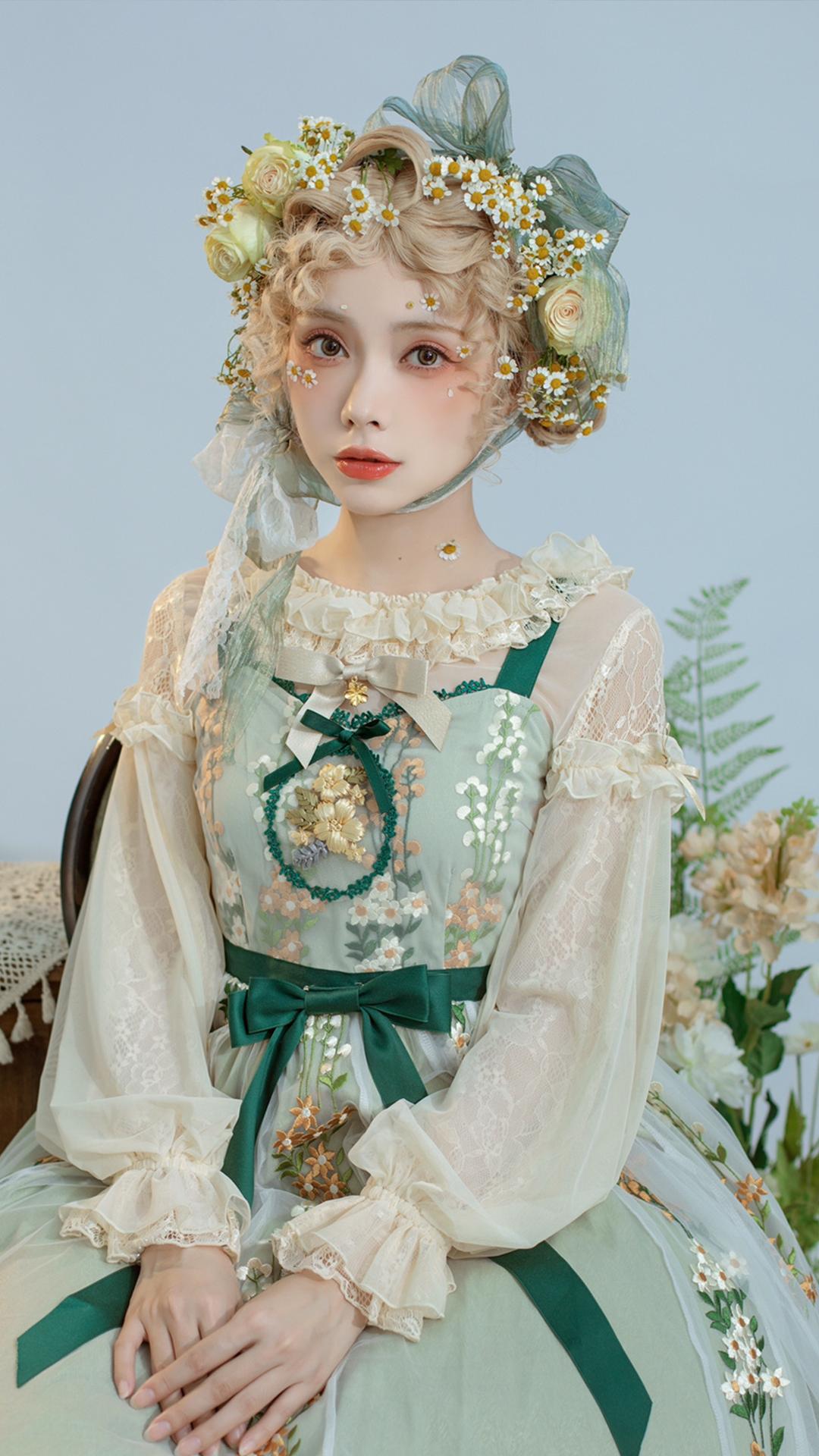 lolita-dress-up-inews