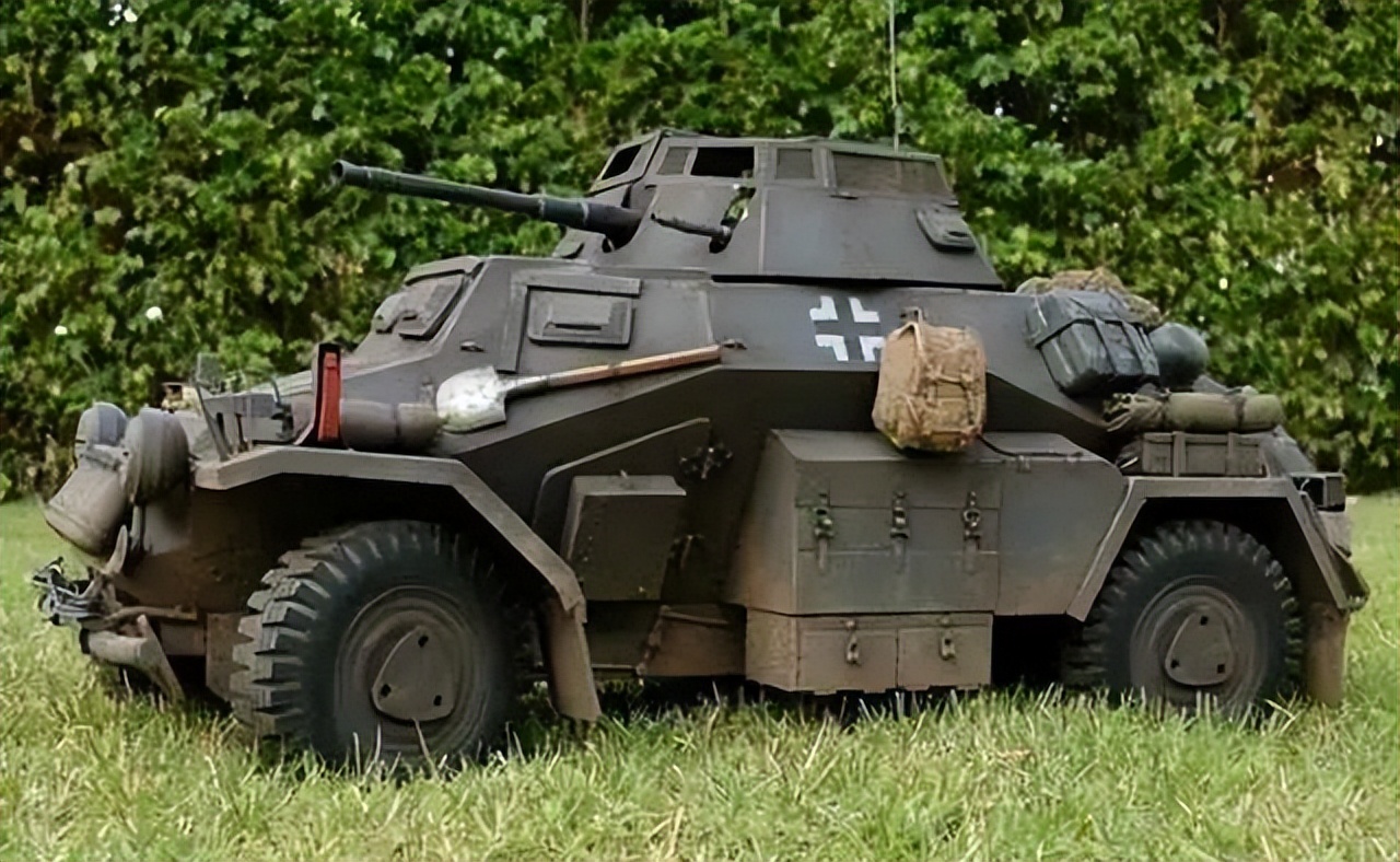 An overview of 20 armored fighting vehicles during World War II, each