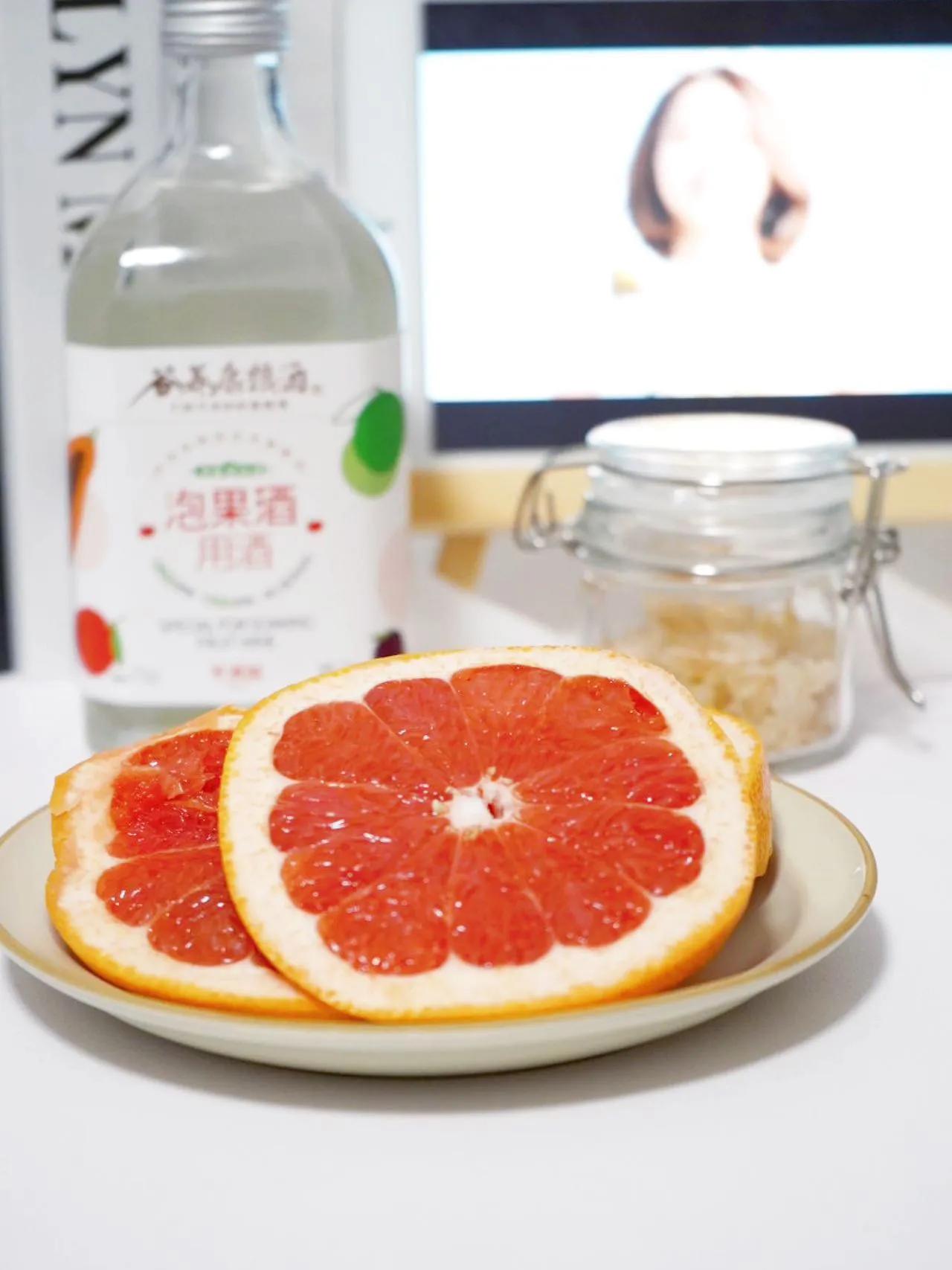 Homemade honey pomelo wine, what is the ratio?Let's take a look iNEWS