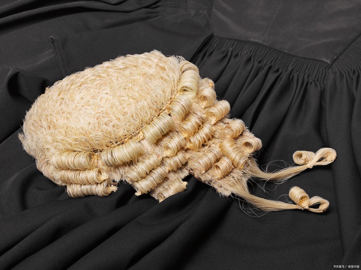 The History and Controversy of Hong Kong Judges Wearing Wigs - iMedia