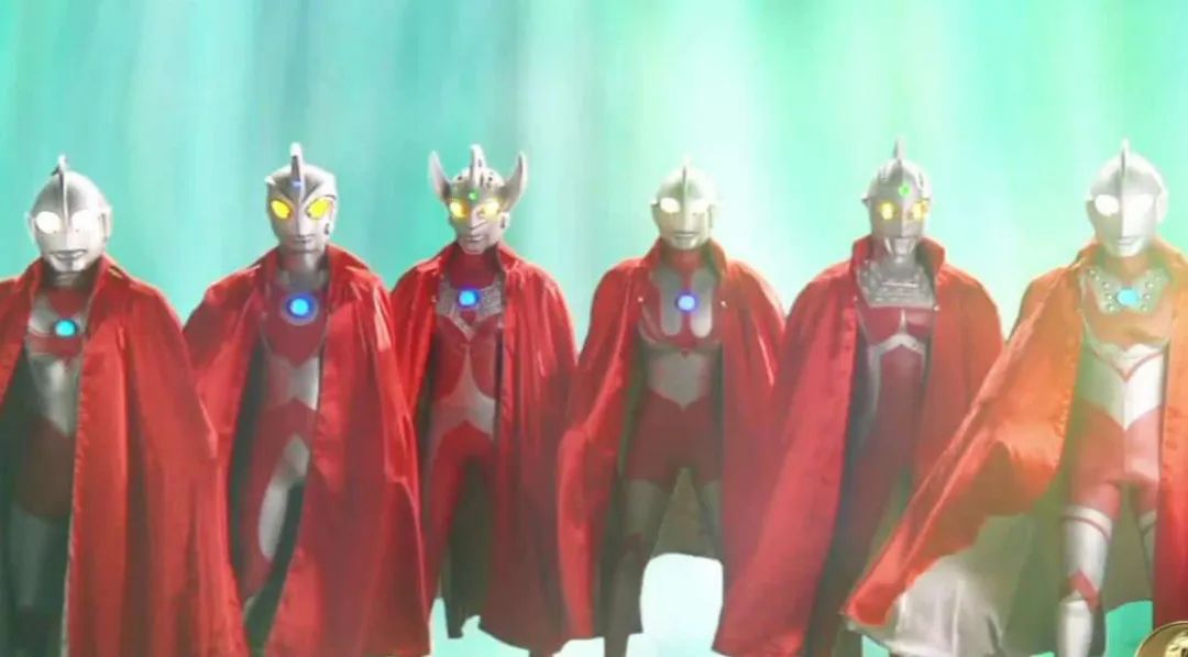 Is Ultraman naked or wearing a silver-red tights? - iNEWS