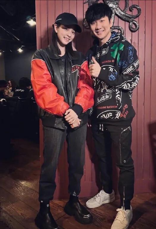 Compared with Lin Junjie and Ouyang Nana 10 years ago, who has changed ...