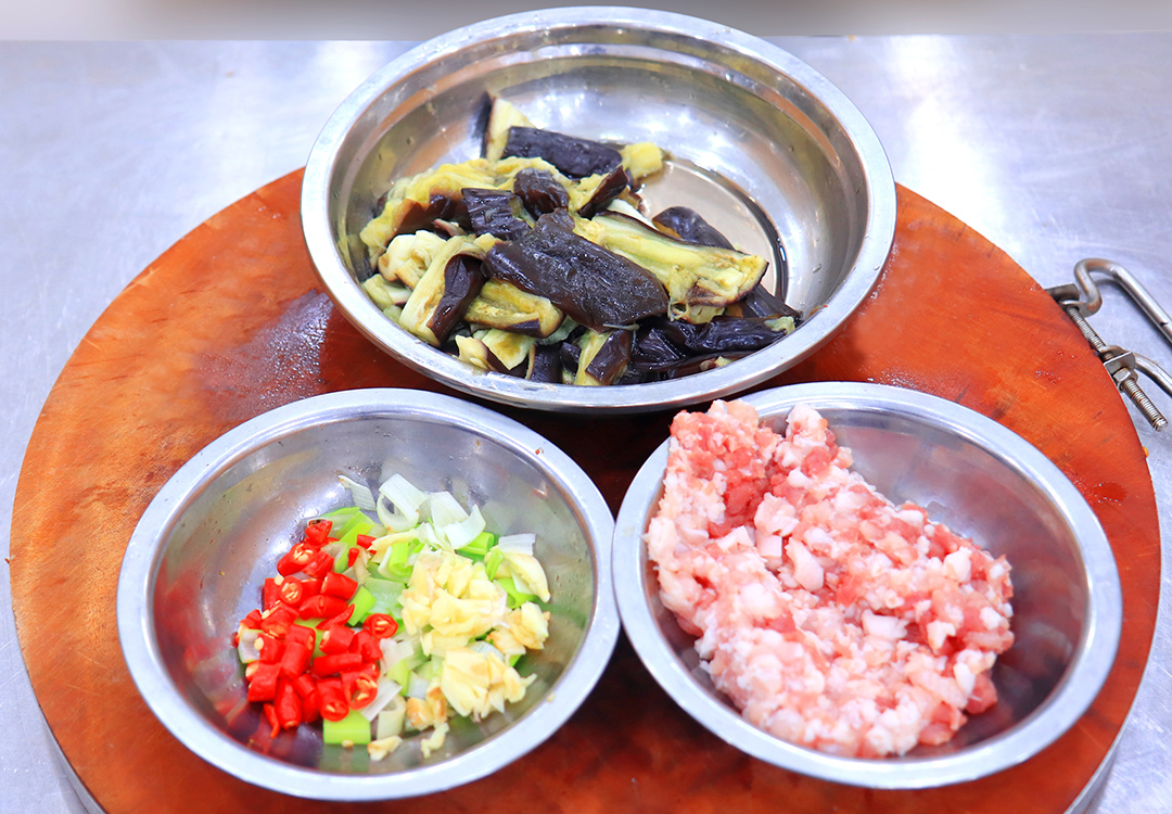 "Autumn defeat eggplant wins good medicine"!Share 4 delicious ways of eggplant, clearing heat