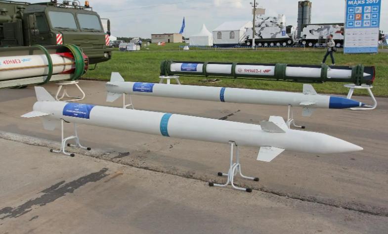 Russia's 20385 frigate, equipped with anti-ship missiles and anti ...