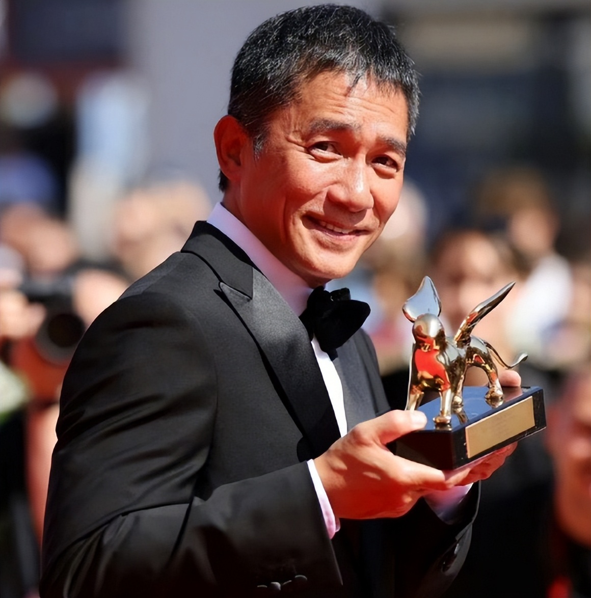 Tony Leung Wins Lifetime Achievement Award In Venice   Chinadailycomcn