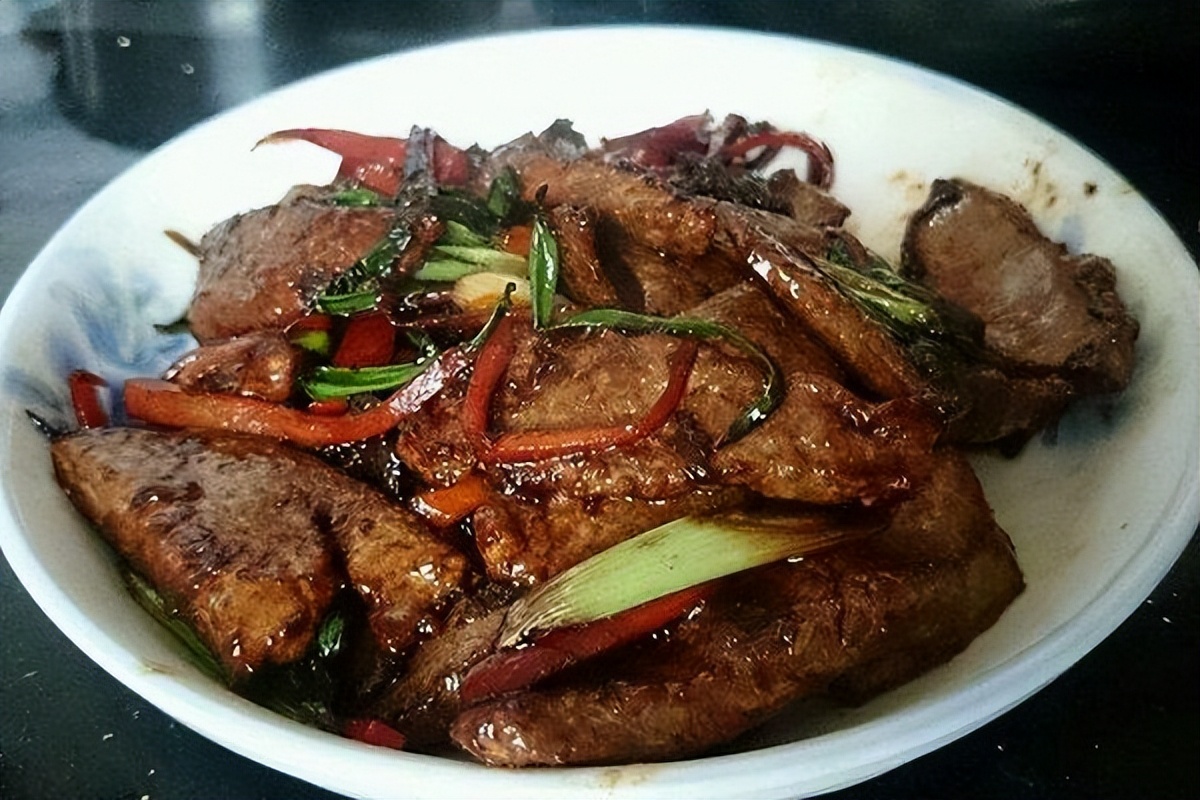 How to make pork liver with sauce so tender and not fishy? Teach you