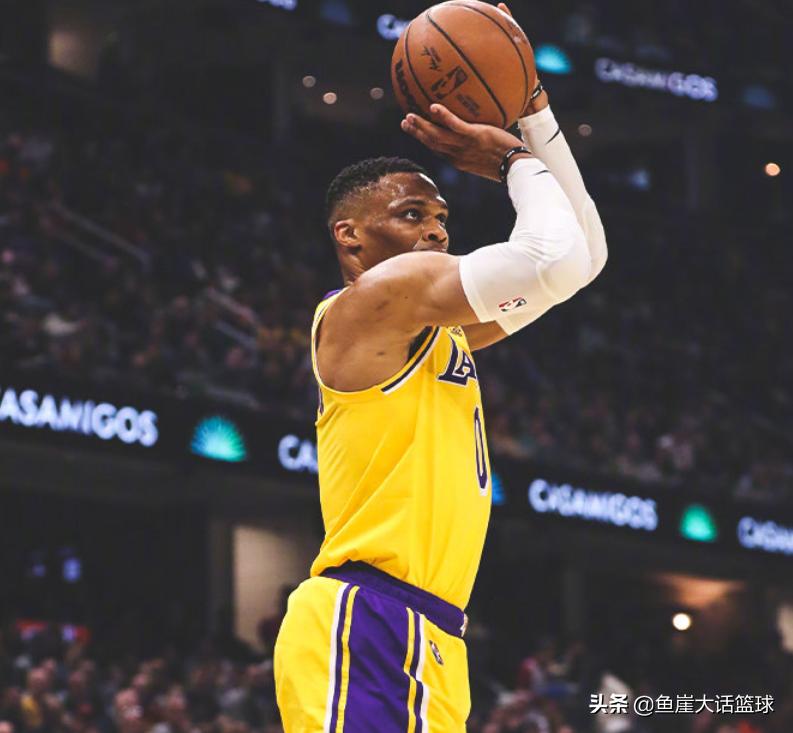 James 38 James' 38+11+12 victory over the Lakers, the three heroes are released ...