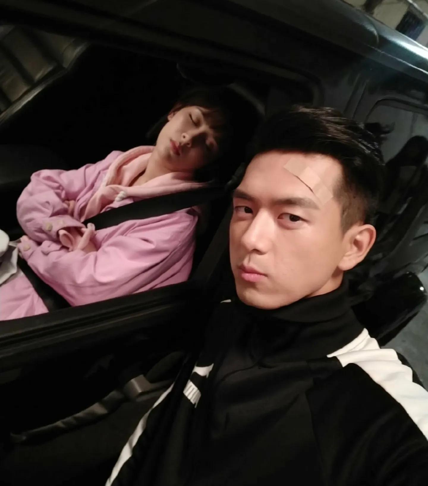 Li Xian wishes Yang Zi a happy birthday for five consecutive years - iNEWS