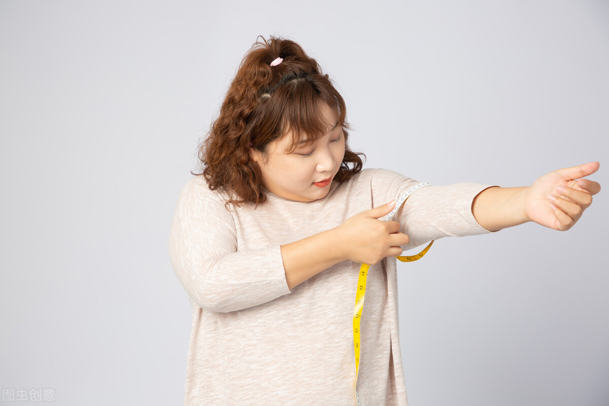 Thick arms make you 10 pounds fatter!4 actions to tighten your arms and ...