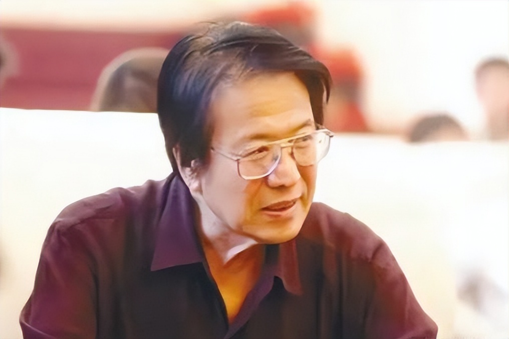 Deyun Club actor Zheng Hao downgraded himself to "flatter" Guo Degang ...