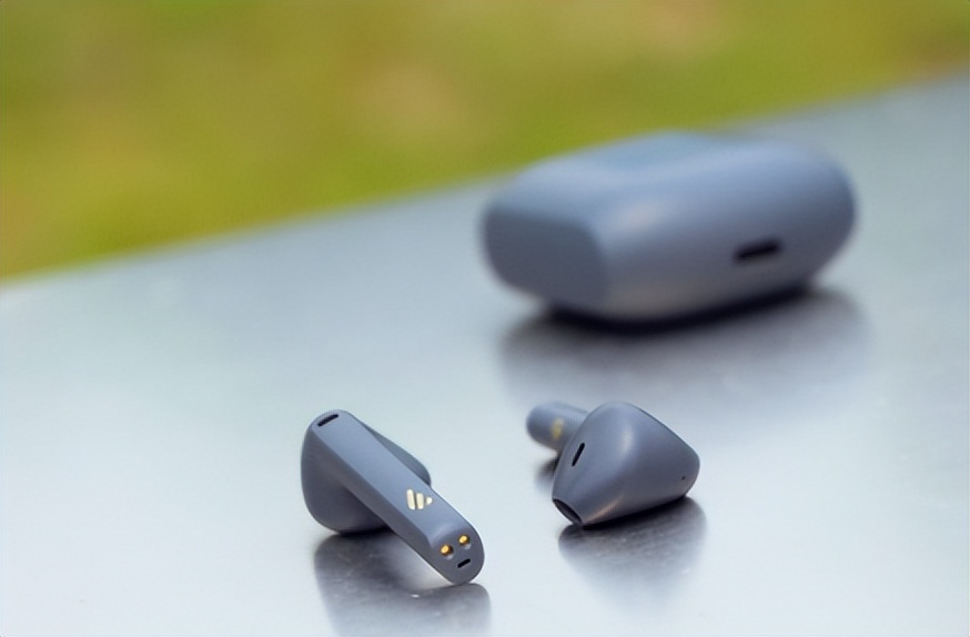 What brand of bluetooth headset is good to use?Nanguang Technology Inventory Bluetooth Headset