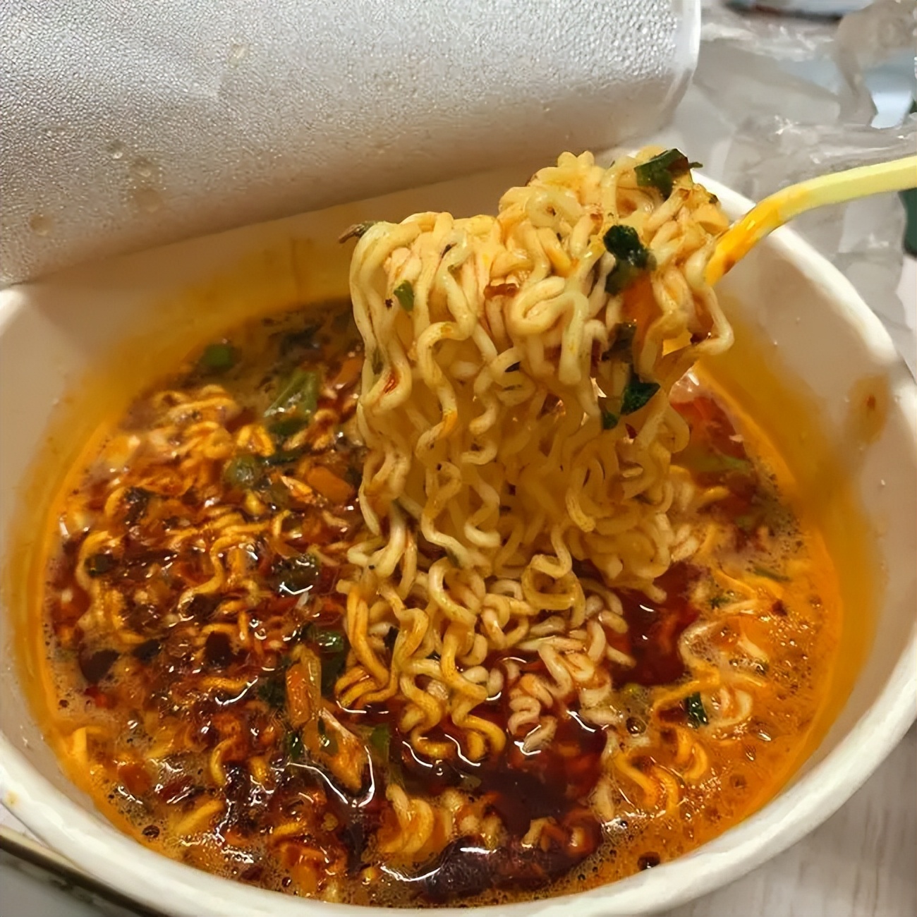 Rumor It takes 32 hours to digest a pack of instant noodles?Here comes