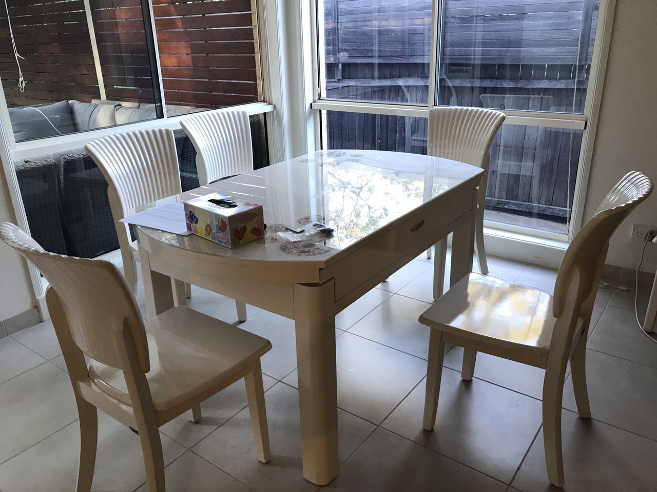 Tell me why you spend 60,000 RMB on shipping furniture to go abroad iNEWS