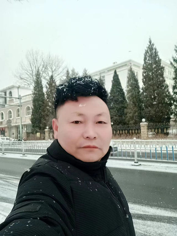 Li Jianhui, a famous calligrapher, has strong bones and muscles - iMedia